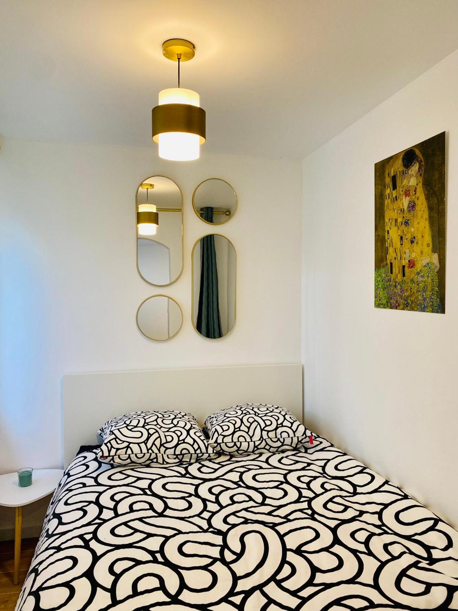 Joli Appartement Renove Incluant Parking A 10 Min De Paris Nanterre Exterior photo